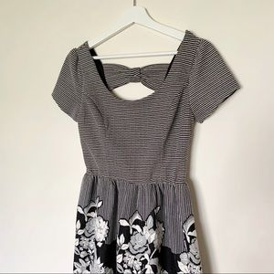 Francesca’s Floral Knit Dress